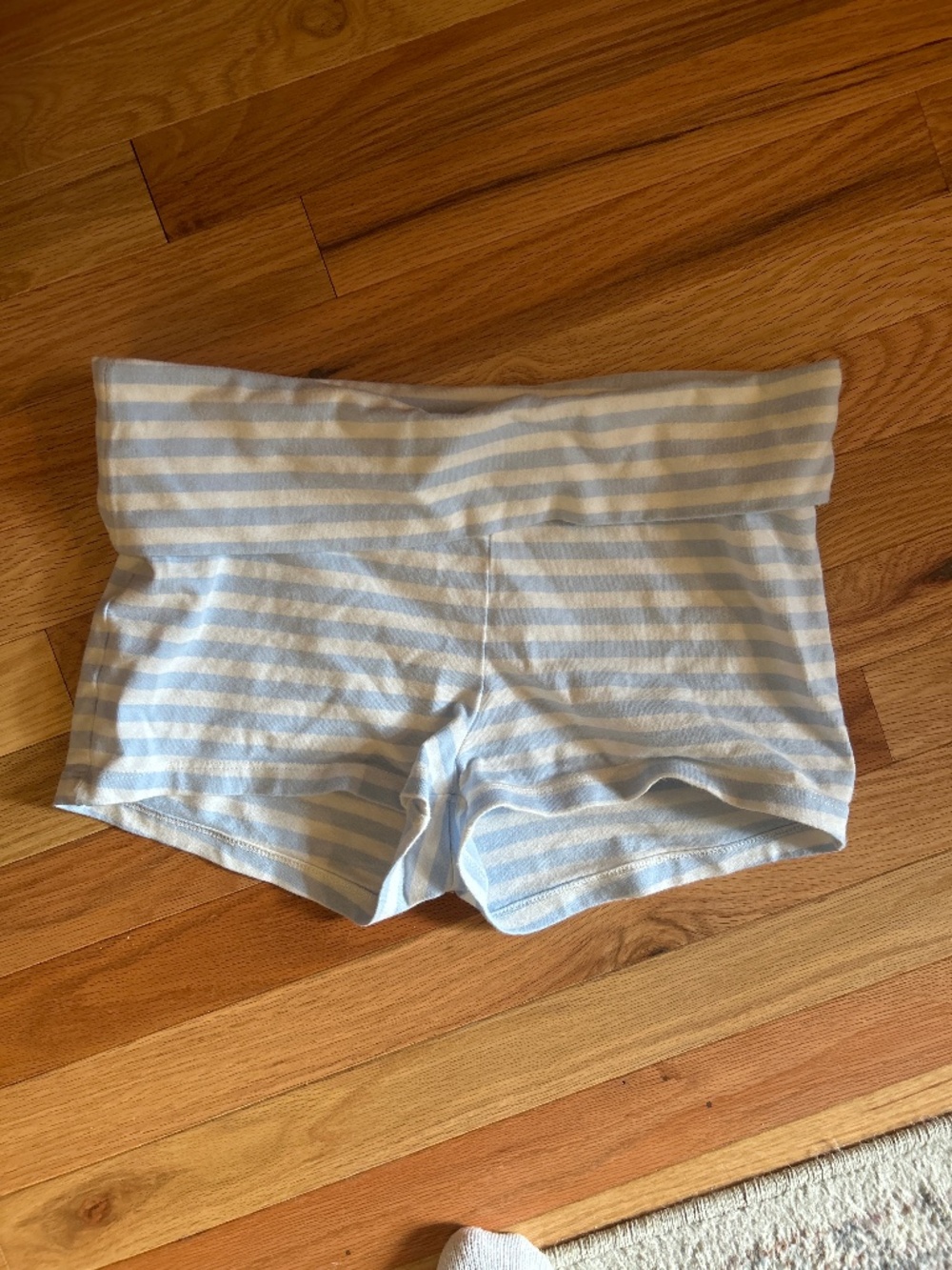 Stripe shorts medium